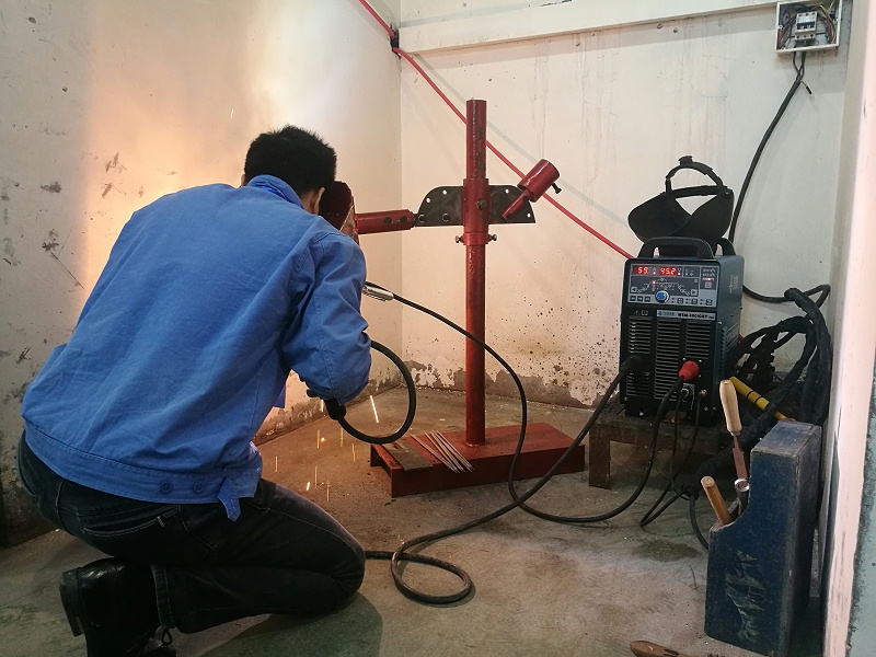氬弧焊機(jī)